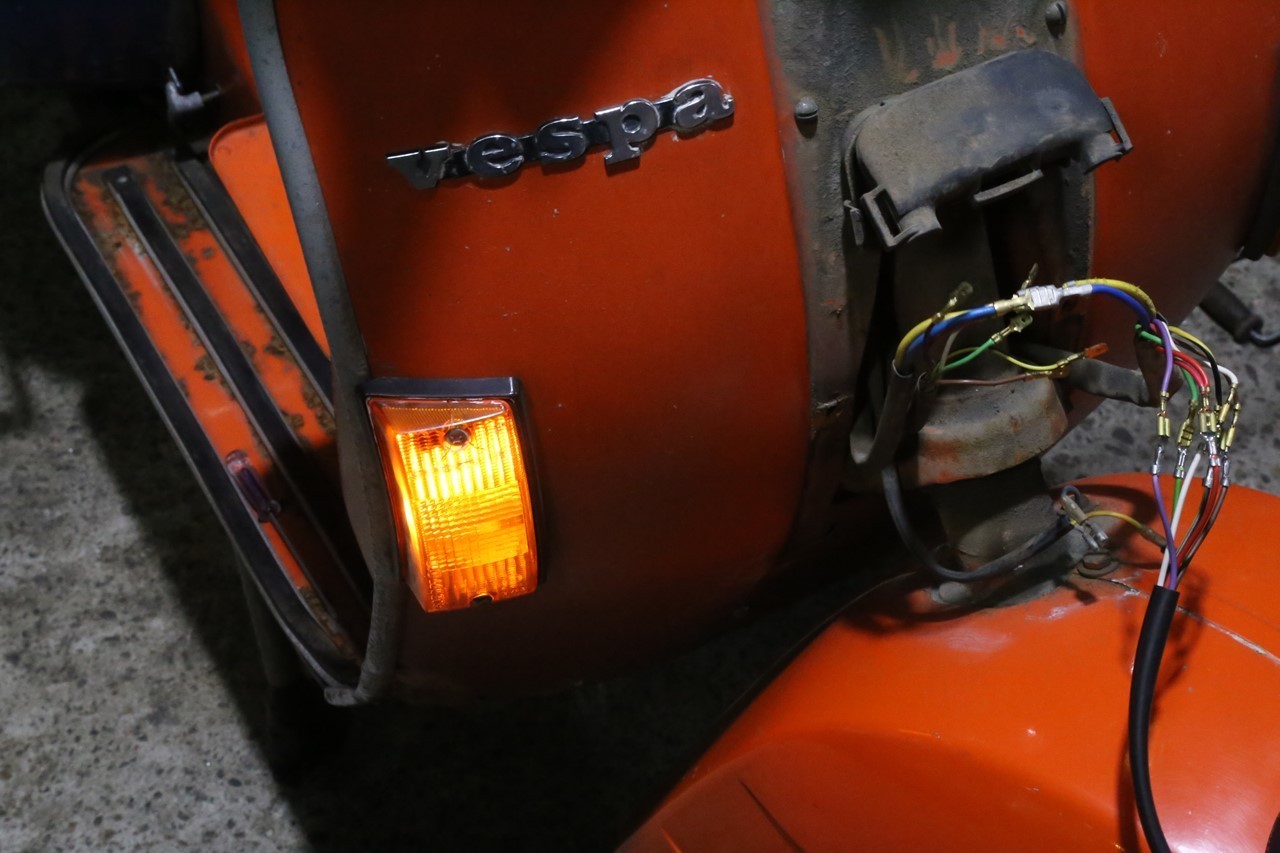 ウィンカーの不調に悩まされたP125X