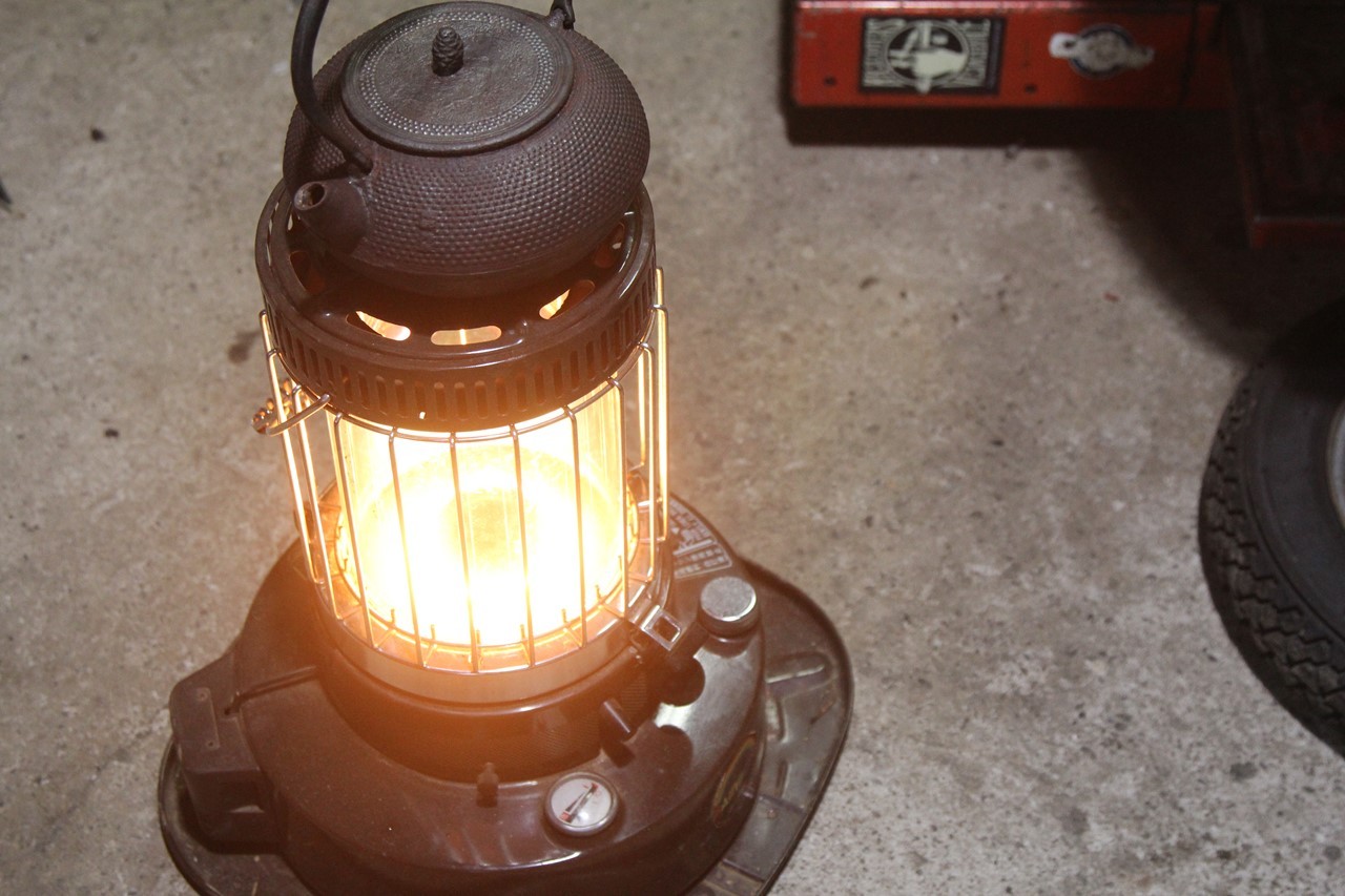ピットで使う秋用ストーブ