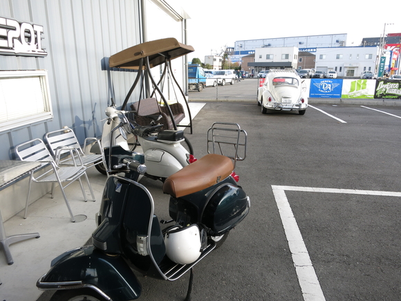 野田市某所のクッシュマンベスパ