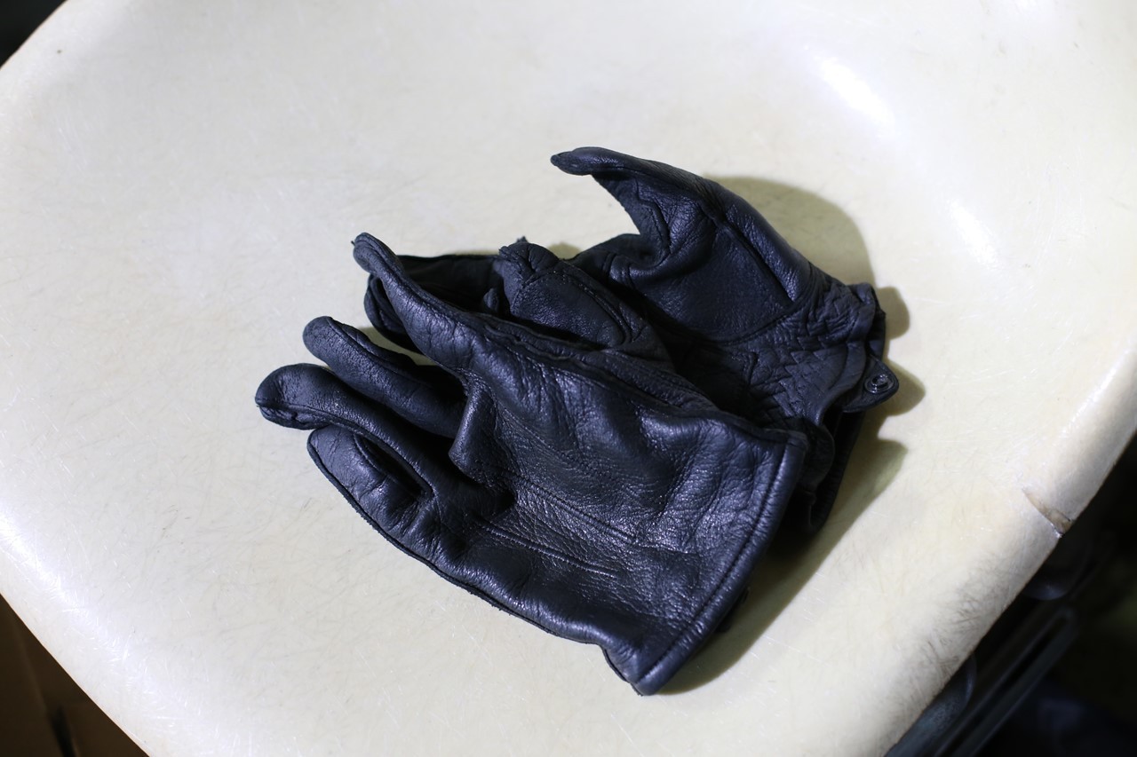 夏用グローブへ衣替え