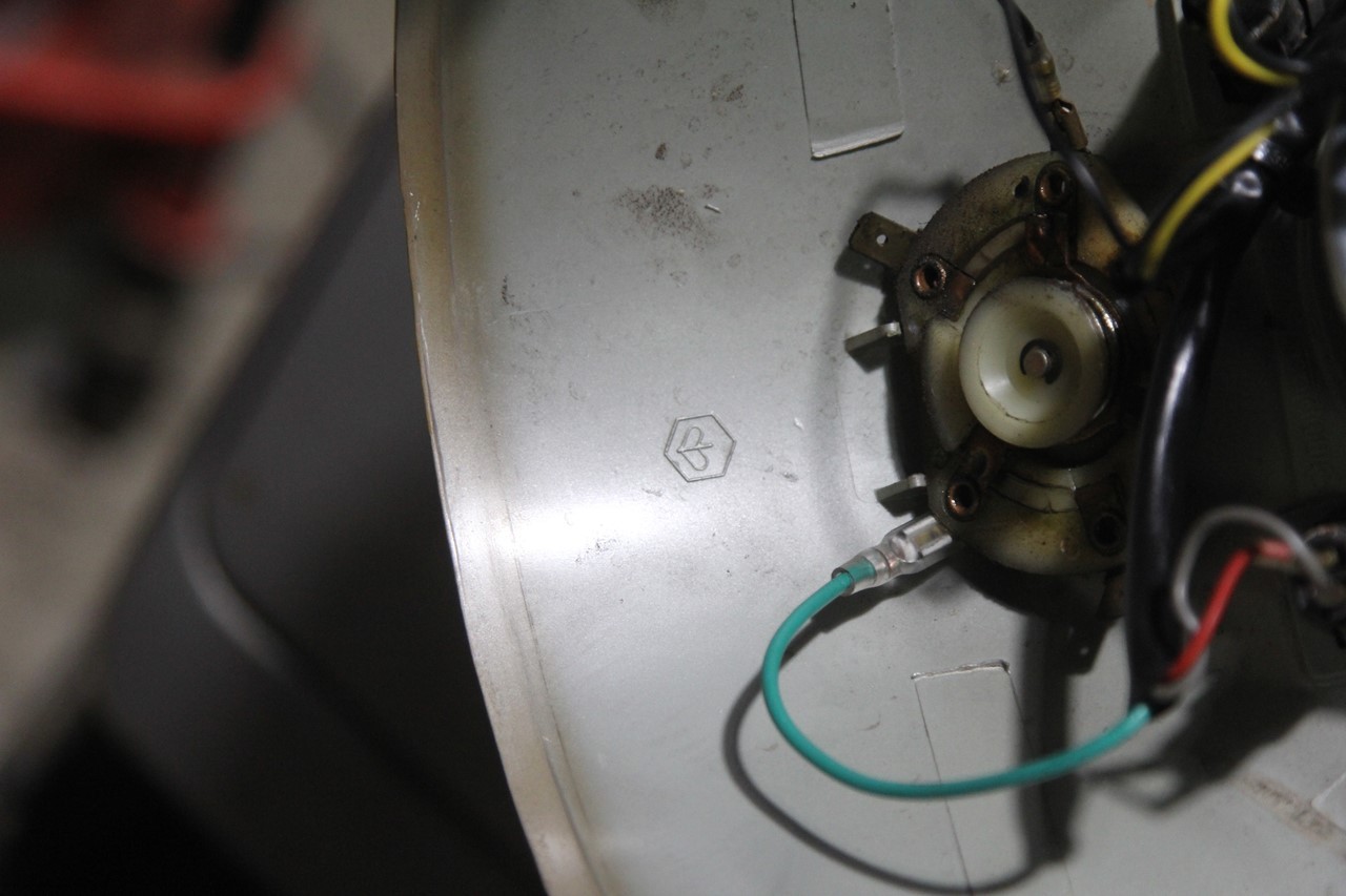 P200Eの配線作業完了