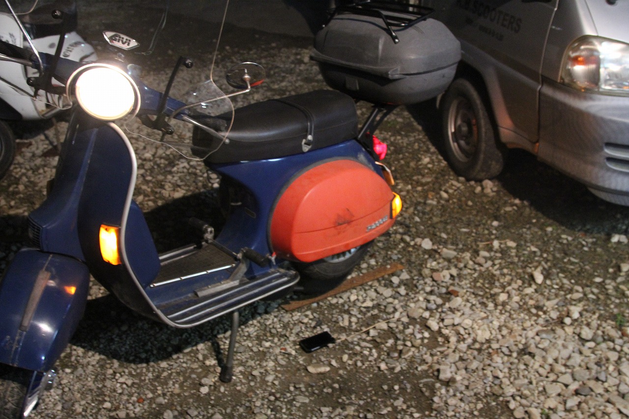 仮のオレンジサイドパネルを装着したP125X