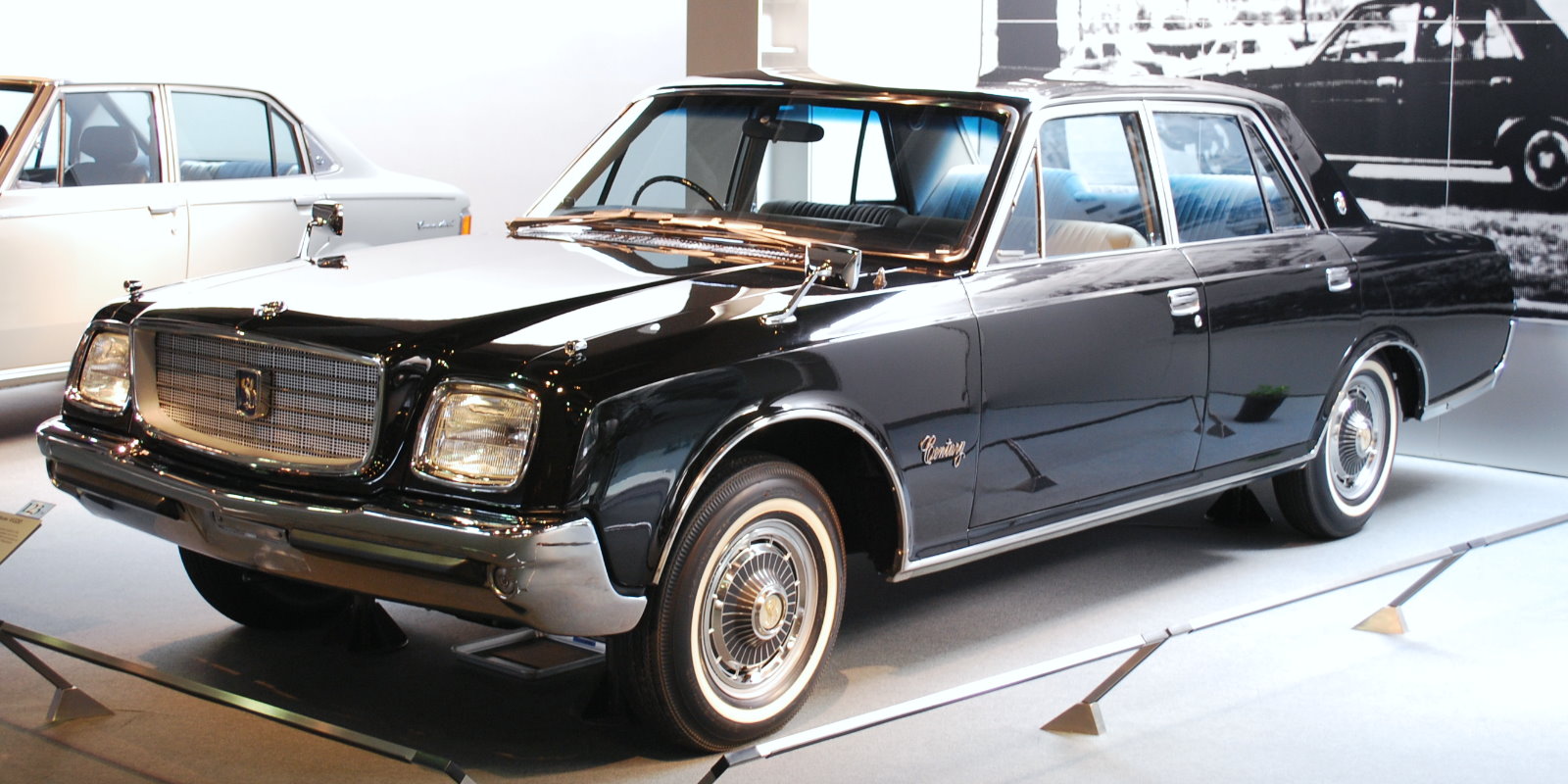 初めて購入した車、昭和48年式初代センチュリー(白)