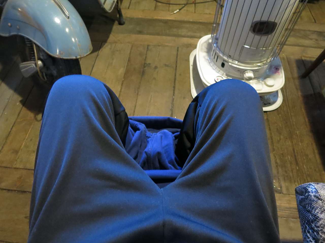 風を防ぐためのウィンドストッパーインナーパンツ