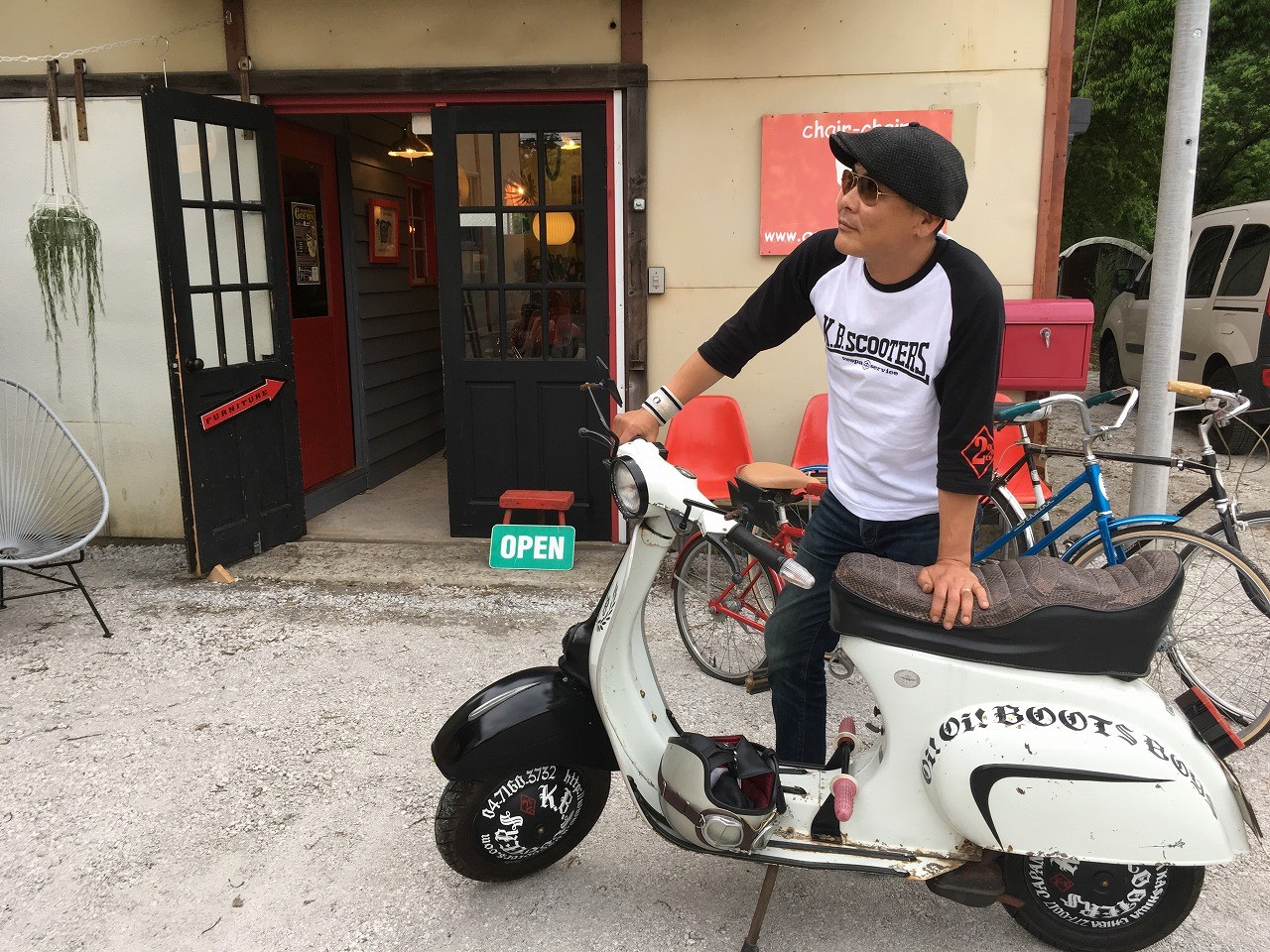 店頭にあったKBラグランTシャツ