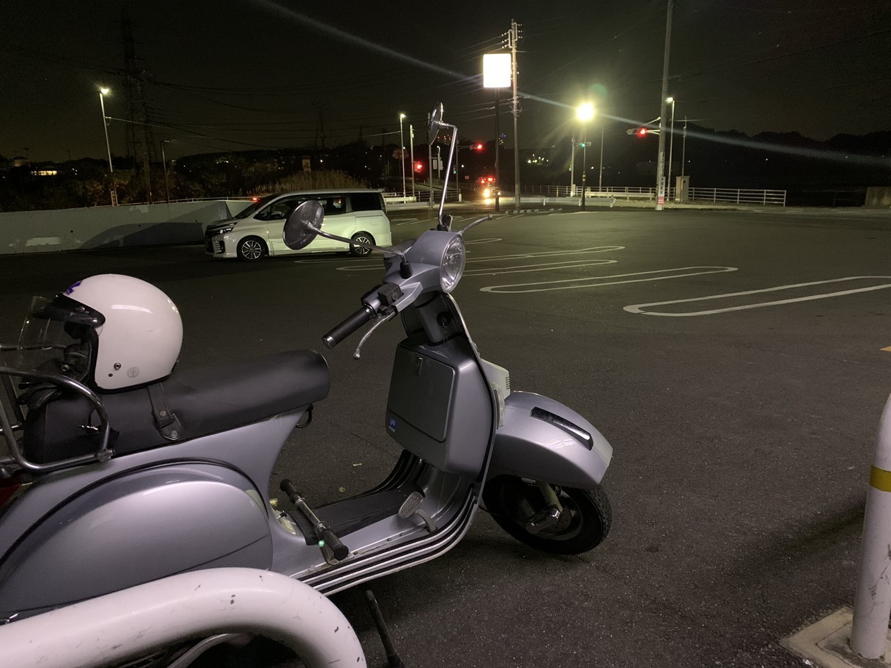 板金塗装後に試運転されるPX200FL2