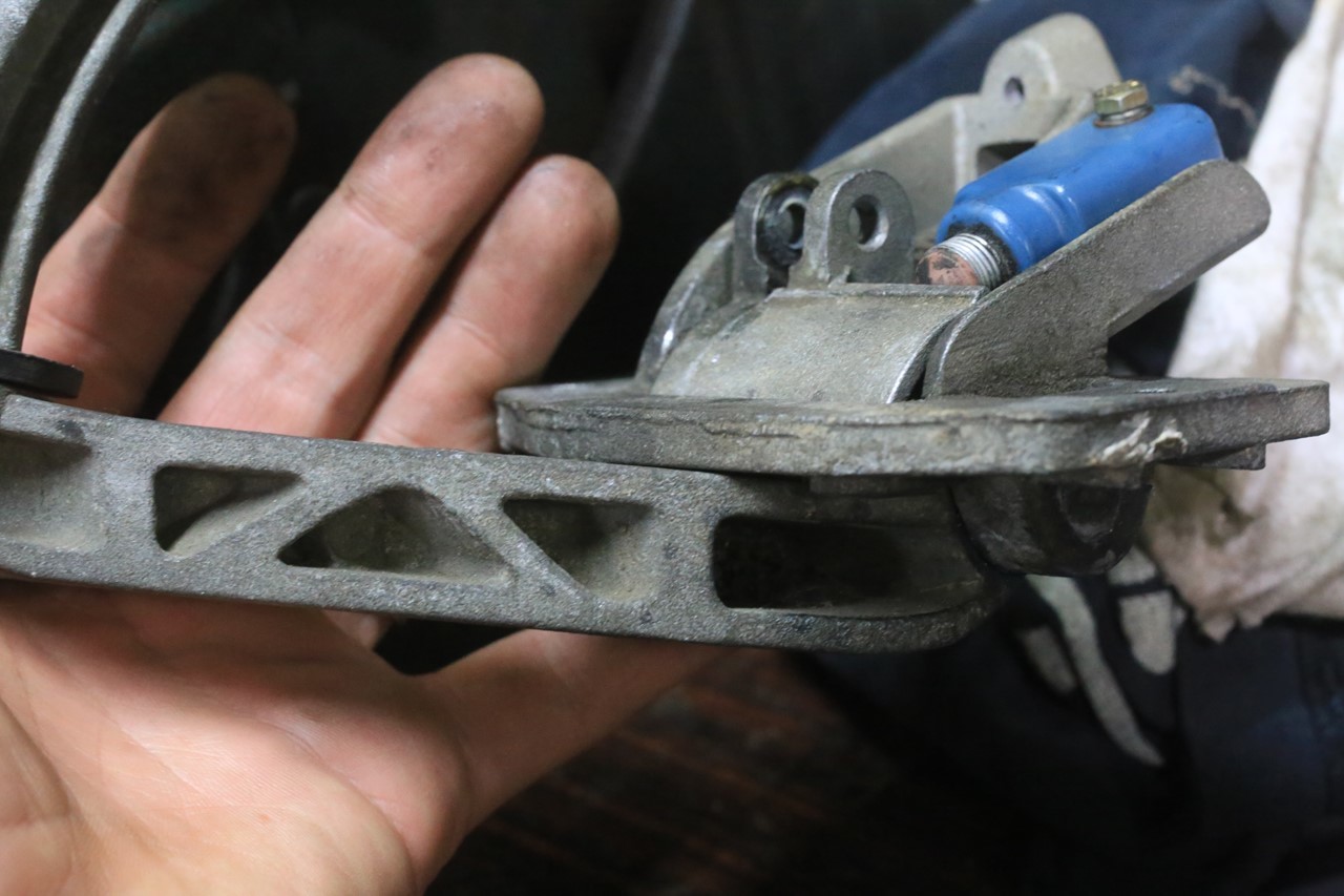 P125Xのブレーキペダル正常に戻った状態
