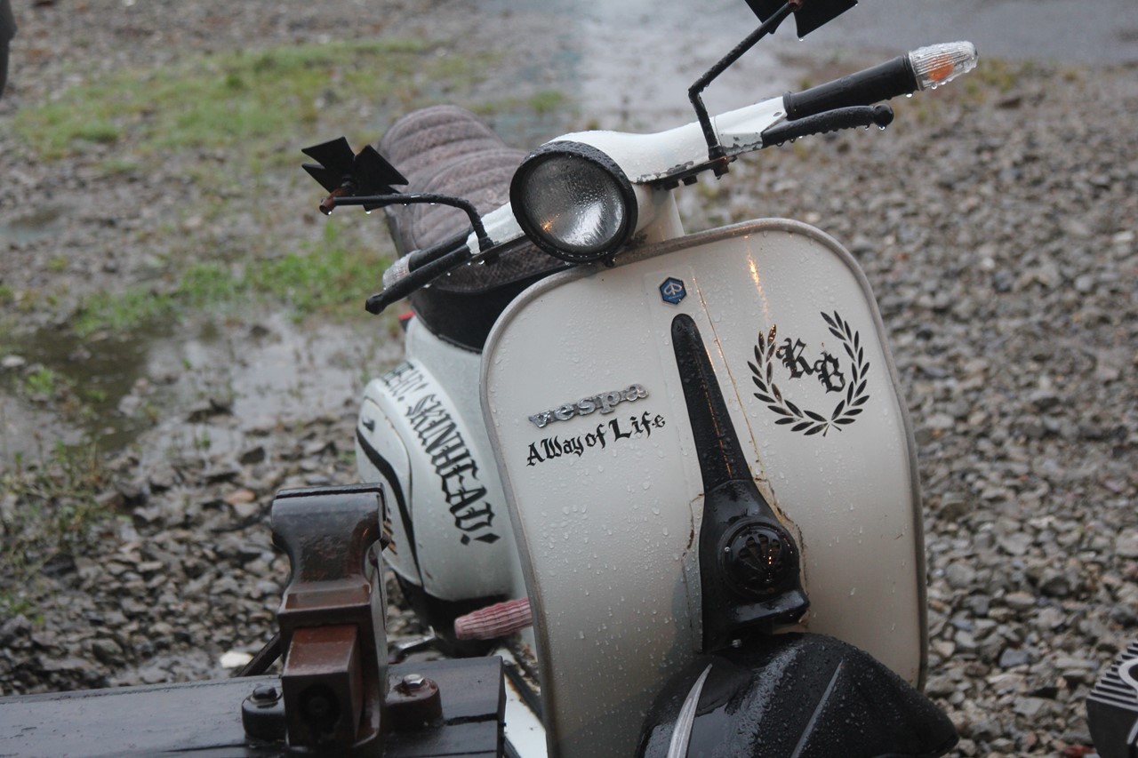 f0225627_2031730-vespa