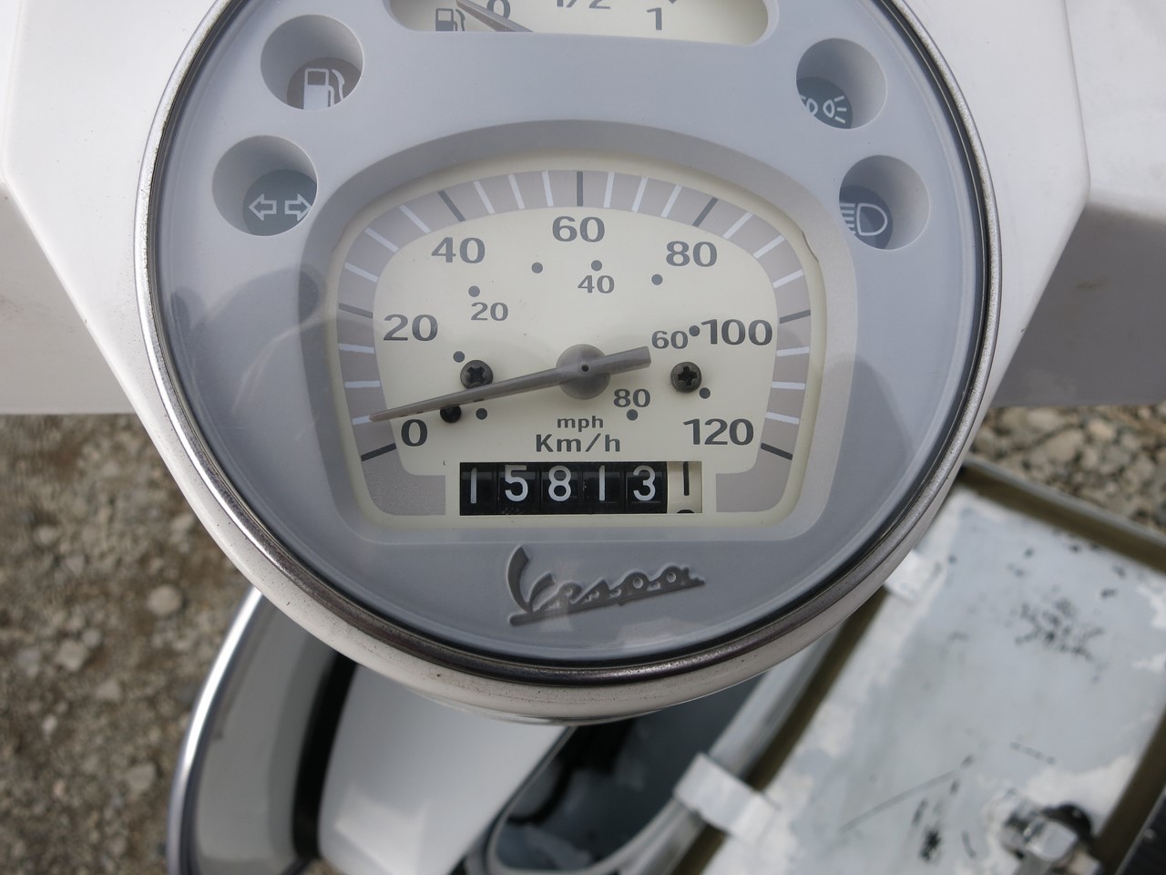 走行距離78kmを示すメーター