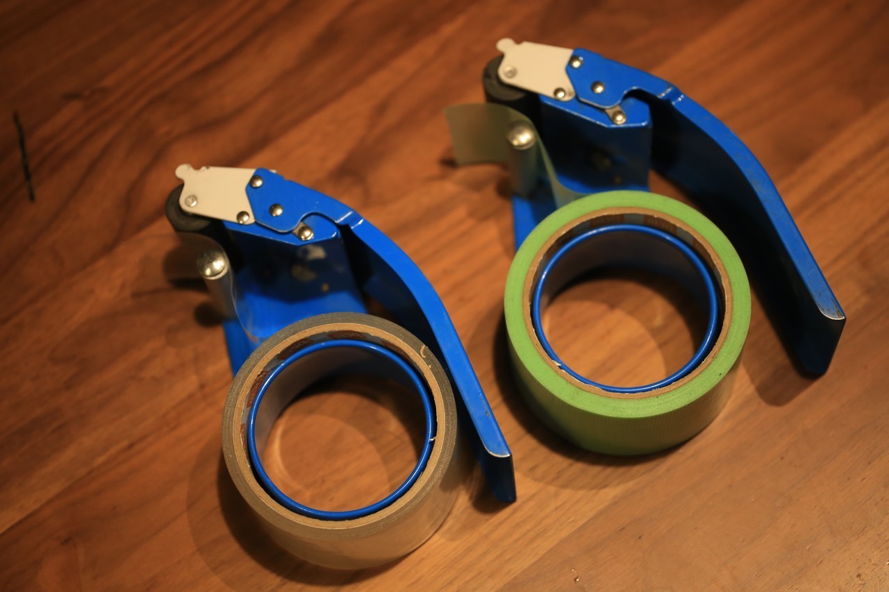 新しく購入した金属製テープカッター