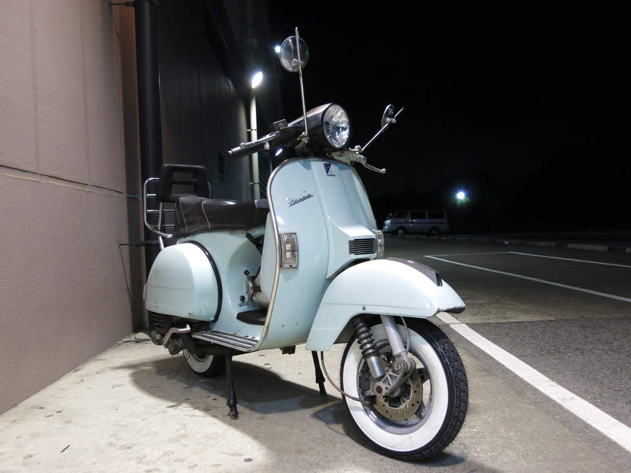 新品タイヤ装着後のベスパ200FL2を軽く試運転