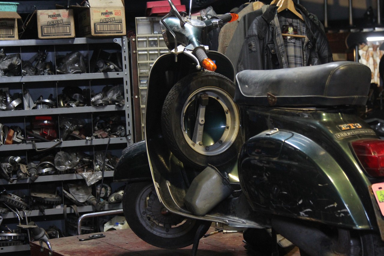 作業前のベスパ125ET3