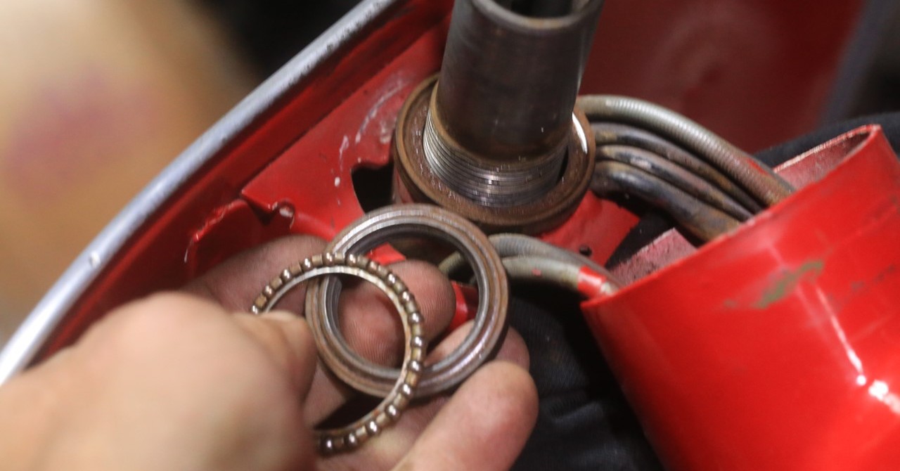 ベスパ50s修理ボディー編のアイキャッチ画像